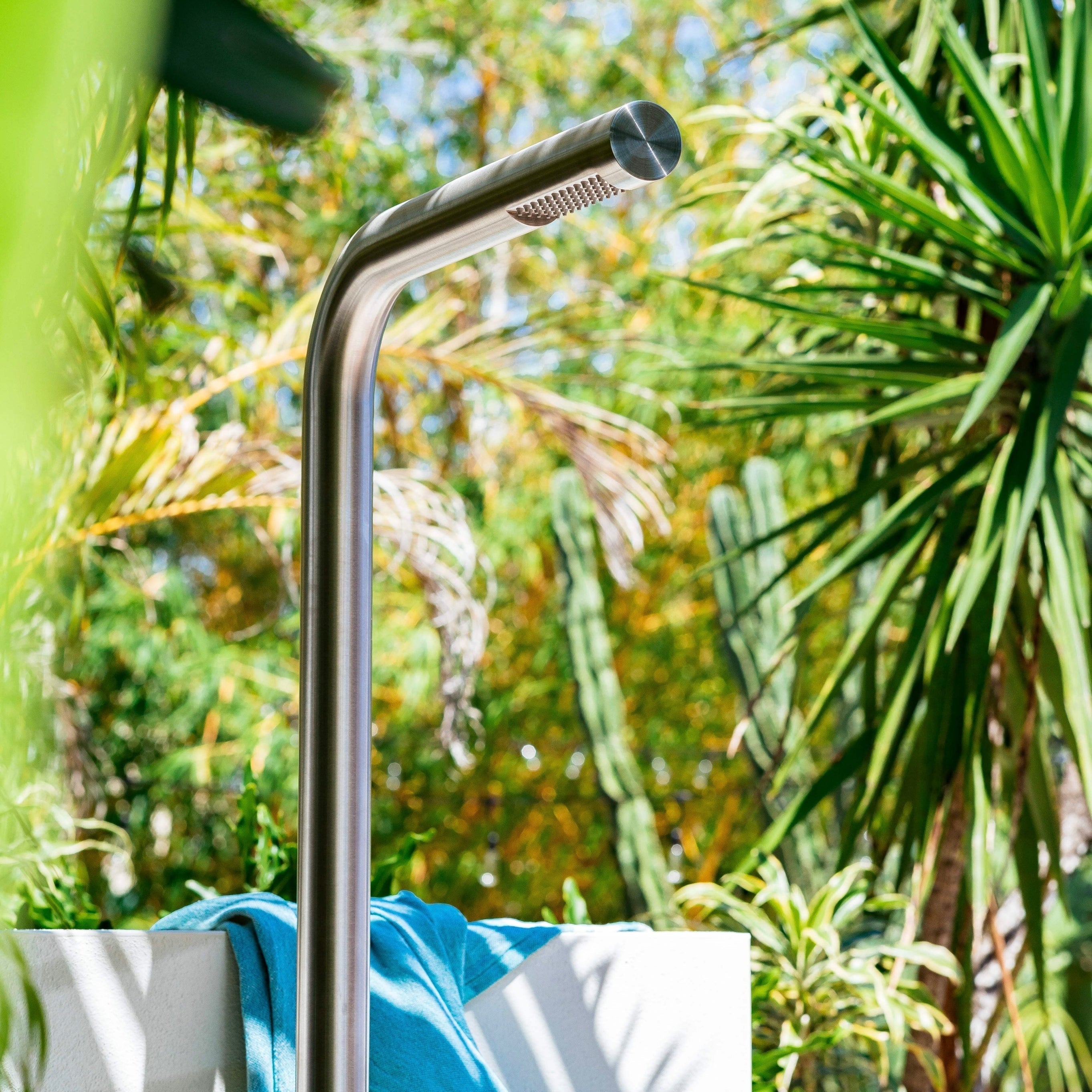 Luxury Outdoor Showers