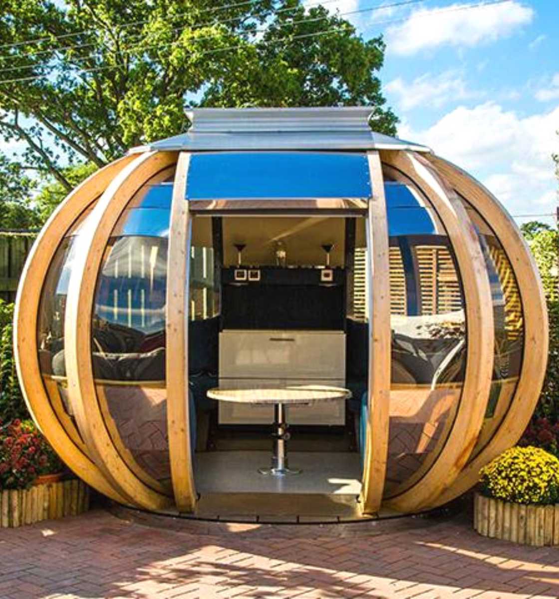 The Grande Deluxe Garden Pod